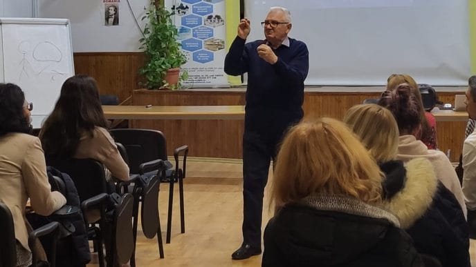 Marcel Căpraru, metoda Montessori, conferință Ploiești, educația Montessori, Maria Montessori, centru educațional Montessori