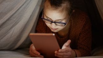 autism virtual, diagnostic, expunere la ecrane, telefoane, copii, neuro conectivitate, psiholog Marius Zamfir, Centrul Special Kids, terapii autism, terapia ABA, terapia TECE, Ramona Feticu