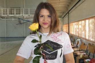 manifest, profesoară, limba engleză, educație, Câmpina, Nicolae Grigorescu Câmpina, Loredana Nicolescu, societatea românească, meserie de profesor, educație, grevă generală