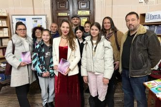 Irina Lete, lansare de carte, volum de poezii, Luna Albă, Ploiești, Gelu Ionescu