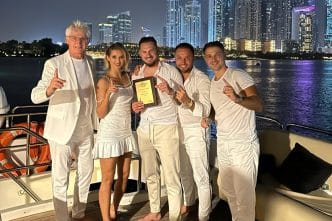 agent de vânzări, Cosmin Coman, poveste, interviu, om de vânzări, anunț angajare, carieră în vânzări, Premium Home Sistem, Kirby, Dubai