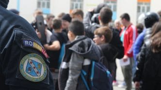 jandarmi grupare mobilă, Ploiești, misiune pentru educație, Matei Basarab, elevi și preșcolari, cover