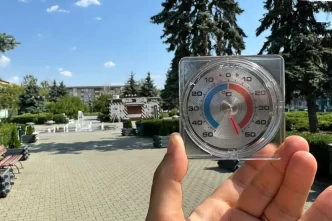 experiment, măsurare temperatură, termometru la soare, temperatură la soare, 50 grade Celsius, grade Ploiești
