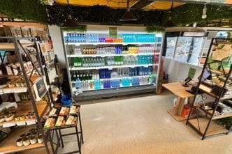piață, magazin Păulești, magazin fără casieri, Piața Artizante, self checkout, plata cu cardul, produse