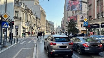 semafoare, semafor pentru bicicliști, trafic, Calea Victoriei, intersecția Victoriei cu Doamnei, cum funcționează semafoarele, București, Sector 3