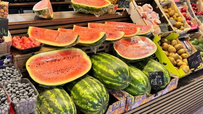 pepene roșu, extrasezon, luna ianuarie, preț, Piața Artizante, 19 lei, kilogram pepene roșu, felie pepene, raion fructe