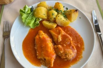 restaurant Berbec Ploiești, restaurante Ploiești, recenzie Berbec Ploiești, ostropel de pui cu cartofi natur