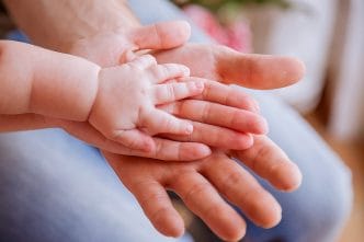 meseria de părinte, părințeală, biberoane, creșă Ploiești, grădiniță Ploiești, viața de părinte, Ploieștiul în Culori, siguranță bebe