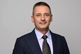 Ioan Condrea, primar, Rediu, județul Iași, hârtie igienică, ședința, consiliu local, școală, elevi Rediu, poză primar
