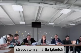 Ioan Condrea, primar, Rediu, județul Iași, hârtie igienică, ședința, consiliu local, școală, elevi Rediu, ședință consiliu, 20 mai 2025