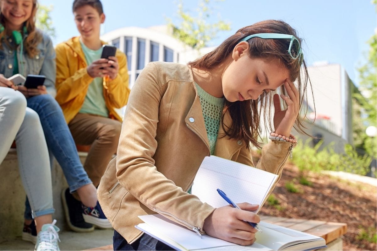 concluzie, elevă, 19 ani, sistem educațional, școala românească, Colegiul Național Mihai Viteazul, Ploiești, pulsul educației, spune pe bune